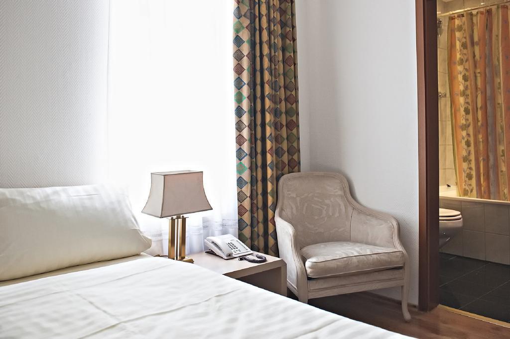 Loewen Hotel Offenbach am Main Værelse billede